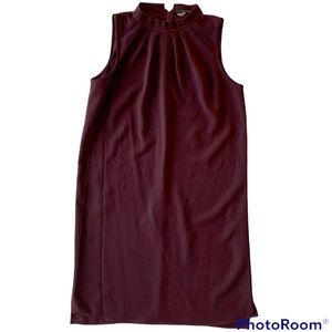 Mahogany Short Dress with Shoulders and High Mini Ruffled Neck